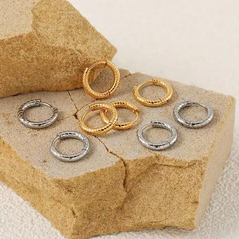 1Pair New Pop Stainless Steel Rotating Twill Small Hoop Earrings For Men Women Anti-allergic Non-fading Ear Buckle Jewelry