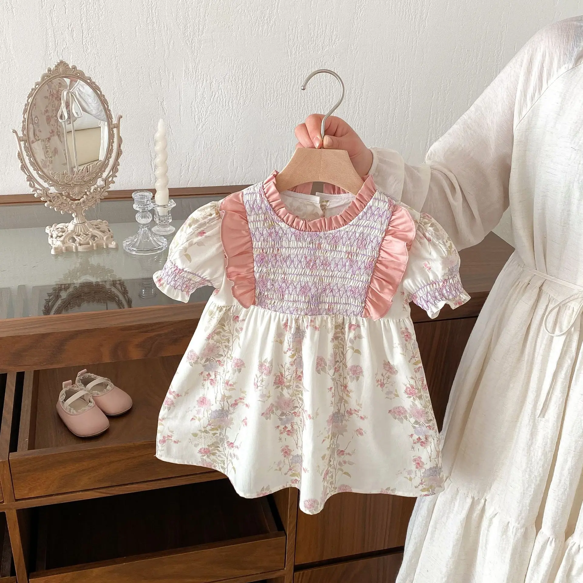 2025 Summer New Baby Girls Long Sleeve Sweet Princess Dress Lace Collar Children Flower Print Pleated Dress Cotton Kids Clothes
2025 Summer New Baby Girls Long Sleeve Sweet Princess Dress Lace Collar Children Flower Print Pleated Dress Cotton Kids Clothes