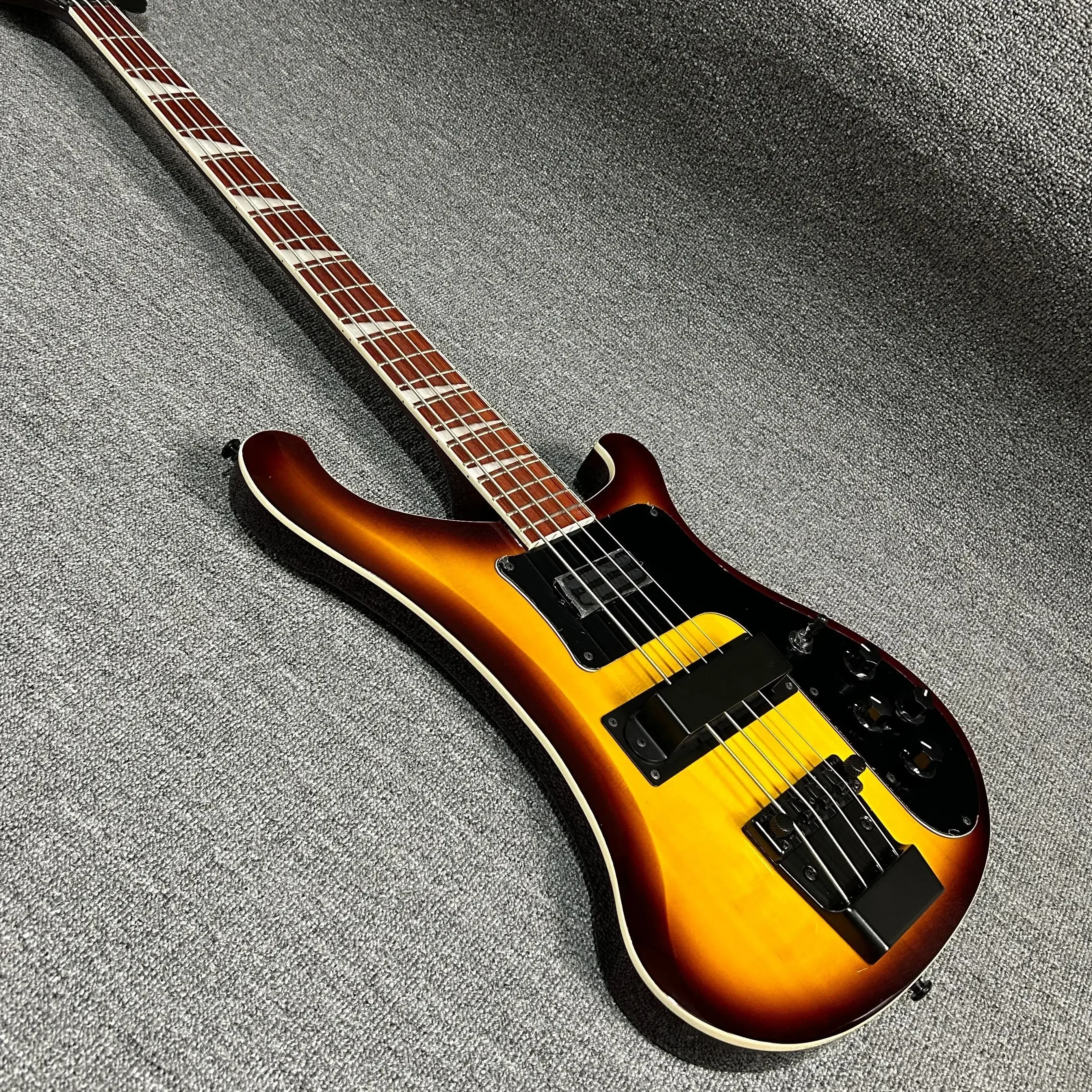 Value Pack 4003 Bass Electric Guitar Pro Spec Rosewood Neck, Light Basswood Body,22 Tone Includes Free Shipping in Stock
Value Pack 4003 Bass Electric Guitar Pro Spec Rosewood Neck, Light Basswood Body,22 Tone Includes Free Shipping in Stock