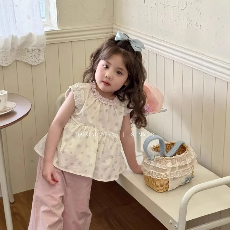 Girls' clothing shirt 2025 Summer New Western Style Doll Top for Baby Girls with Floral Blossoms
Girls' clothing shirt 2025 Summer New Western Style Doll Top for Baby Girls with Floral Blossoms