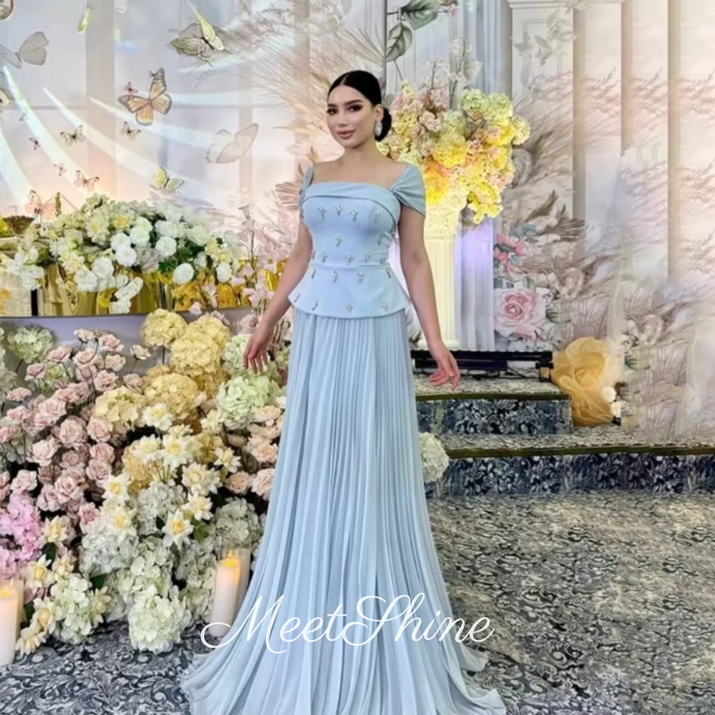 Elegant Blue Satin Evening Dress Customized Beads Off Shoulder Prom Dress Crystal Pleat Zipper Back Formal Occasion Dress 2025
Elegant Blue Satin Evening Dress Customized Beads Off Shoulder Prom Dress Crystal Pleat Zipper Back Formal Occasion Dress 2025