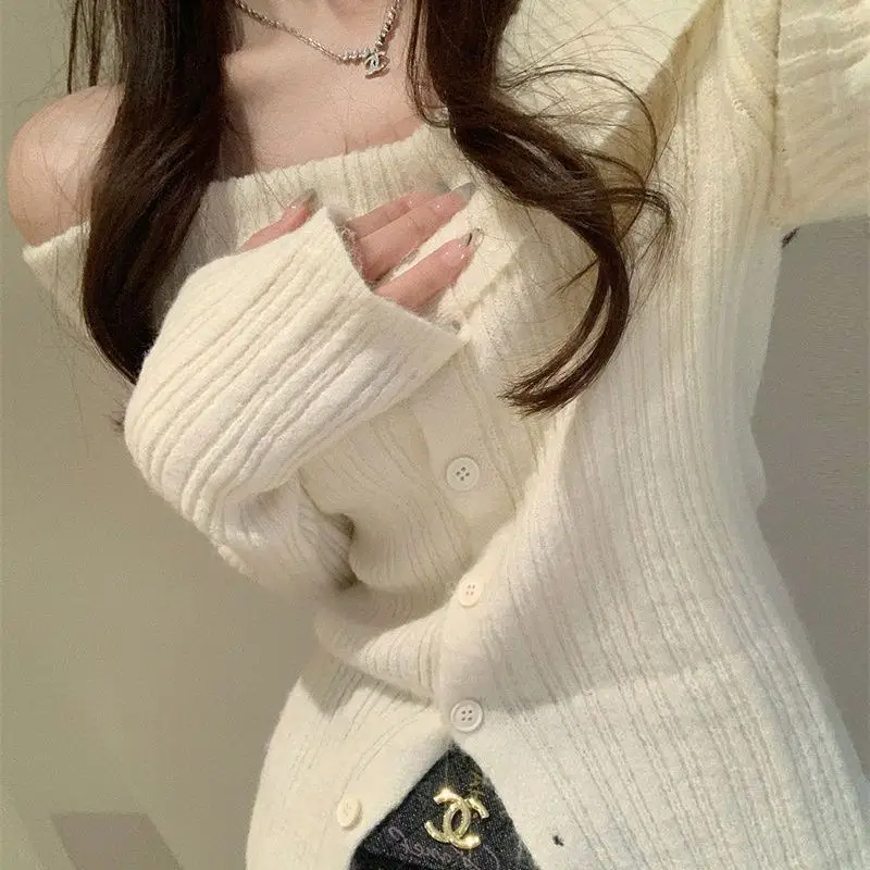 Свитера Джемперы Кардиганы Женские японские школьные нежные нити Контрастные пуговицы средней длины Осенние тонкие простые классические теплые
Свитера Джемперы Кардиганы Женские японские школьные нежные нити Контрастные пуговицы средней длины Осенние тонкие простые классические теплые