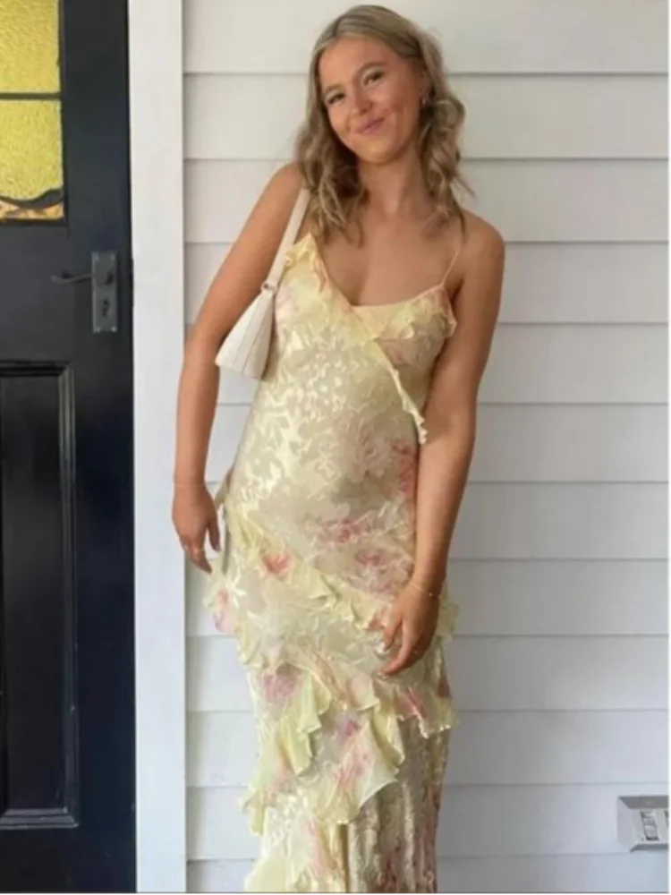 Lady Sleeveless Floral Print Maxi Dress V Neck Tiered Ruffle Chiffon Spaghetti Strap Vestido Summer Vacation Party Dresses
Lady Sleeveless Floral Print Maxi Dress V Neck Tiered Ruffle Chiffon Spaghetti Strap Vestido Summer Vacation Party Dresses