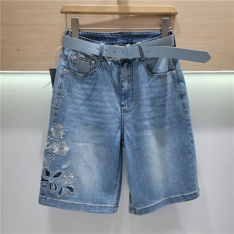 New Embroidery Hollow Out Denim Shorts Women Korean Style Fashion Rhinestone High Waist Knee-Length Pants Loose Straight Shorts
New Embroidery Hollow Out Denim Shorts Women Korean Style Fashion Rhinestone High Waist Knee-Length Pants Loose Straight Shorts