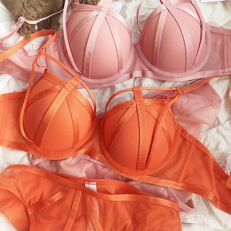 2 Pieces Fashion Lace Underwear Set Women Sexy Hollow Bandage Push Up Bra Set Europe High Quality Lingerie Plus Size CD Cup Bras
2 Pieces Fashion Lace Underwear Set Women Sexy Hollow Bandage Push Up Bra Set Europe High Quality Lingerie Plus Size CD Cup Bras