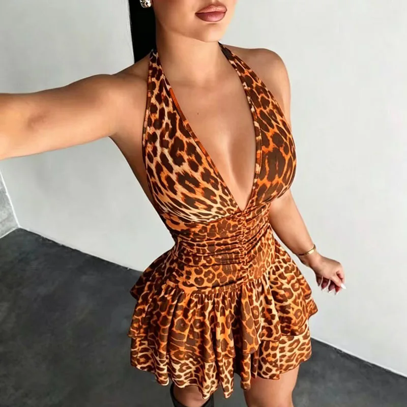 Sexy Deep V-neck Sleeveless Club Party Dress Fashion Leopard Print Backless Dress Women Temperament Pleated Off Shoulder Dress
Sexy Deep V-neck Sleeveless Club Party Dress Fashion Leopard Print Backless Dress Women Temperament Pleated Off Shoulder Dress