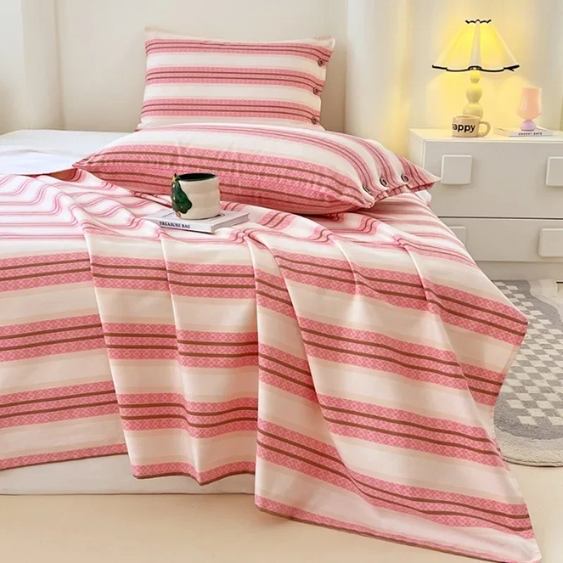 2025 new raw cotton old coarse cloth bed sheet single piece summer button pillowcase quilt sheet skin-friendly three-piece set
2025 new raw cotton old coarse cloth bed sheet single piece summer button pillowcase quilt sheet skin-friendly three-piece set