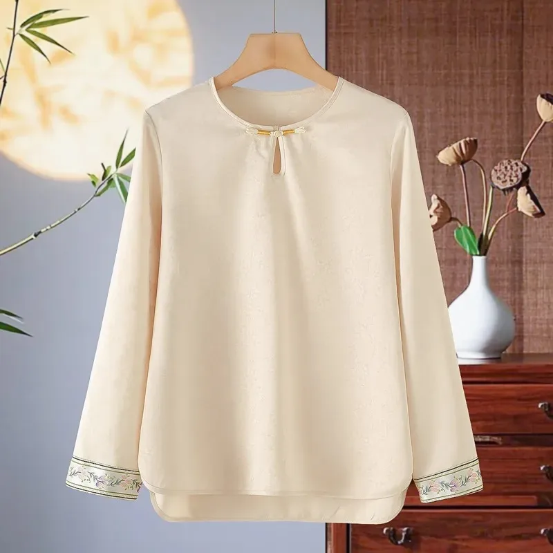 Women's Chinese Style Blouse Long Sleeve Embroidered Trim Casual
Women's Chinese Style Blouse Long Sleeve Embroidered Trim Casual