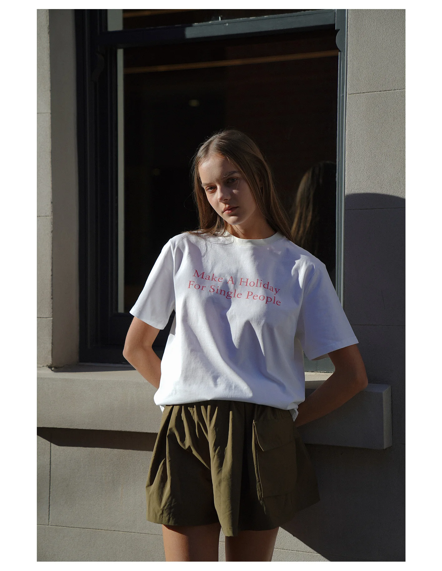 Eco-Friendly Premium Cotton White Classic Print ort Sve T-irt round Ne Commute Sle for Young Women Summer Wear
Eco-Friendly Premium Cotton White Classic Print ort Sve T-irt round Ne Commute Sle for Young Women Summer Wear