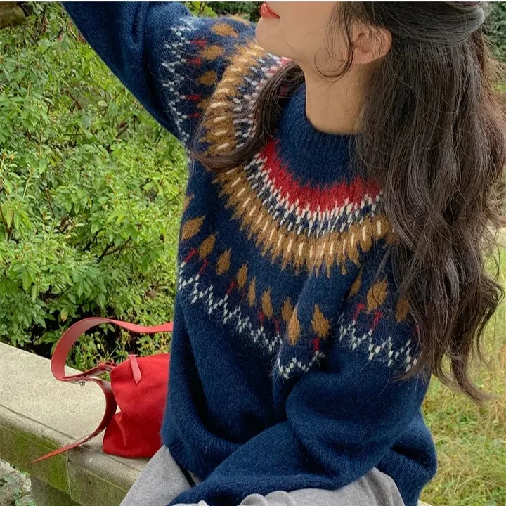 Chic Vintage round Ne Pullover Sweater Women's Loose Fit Autumn Winter Warm Knitted Wool Blend Faionable Agel Design
Chic Vintage round Ne Pullover Sweater Women's Loose Fit Autumn Winter Warm Knitted Wool Blend Faionable Agel Design