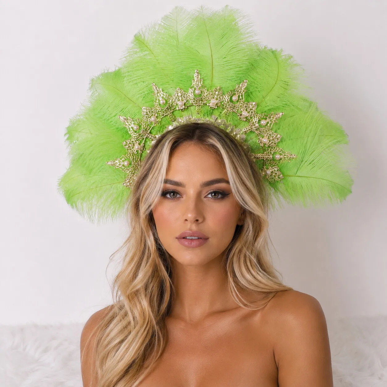 Solid Color Feather Headband Decorative Headwear Suitable For Halloween Masquerade Parties Carnival Parades And Costume
Solid Color Feather Headband Decorative Headwear Suitable For Halloween Masquerade Parties Carnival Parades And Costume