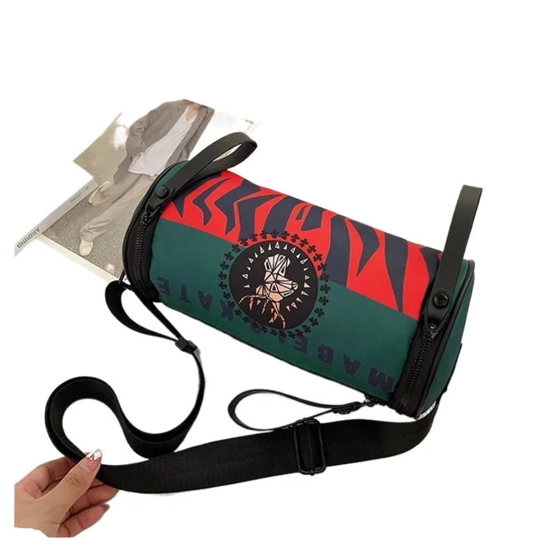 New Trendy Beautiful Popular Bag Women's Fashion Canvas Messenger Handbags Breast Bag Casual Large-capacity Nylon Cylinder Bag
New Trendy Beautiful Popular Bag Women's Fashion Canvas Messenger Handbags Breast Bag Casual Large-capacity Nylon Cylinder Bag