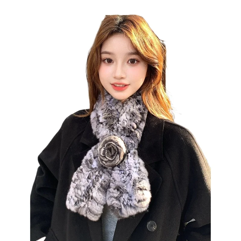 "Chinchilla Scarf" hand-woven high-grade versatile fluffy soft fur scarf high luxury cyan purple blue primary color scarf
"Chinchilla Scarf" hand-woven high-grade versatile fluffy soft fur scarf high luxury cyan purple blue primary color scarf
