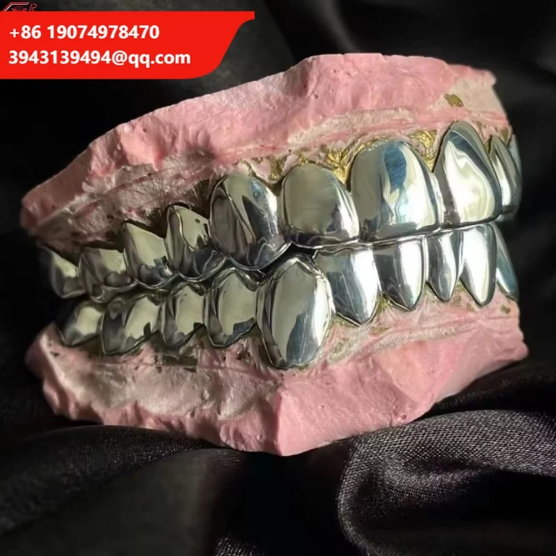 Золотые грилзы Hop Teeth: полный комплект (верх и низ), классический дизайн, простые, в стиле вампира
Золотые грилзы Hop Teeth: полный комплект (верх и низ), классический дизайн, простые, в стиле вампира