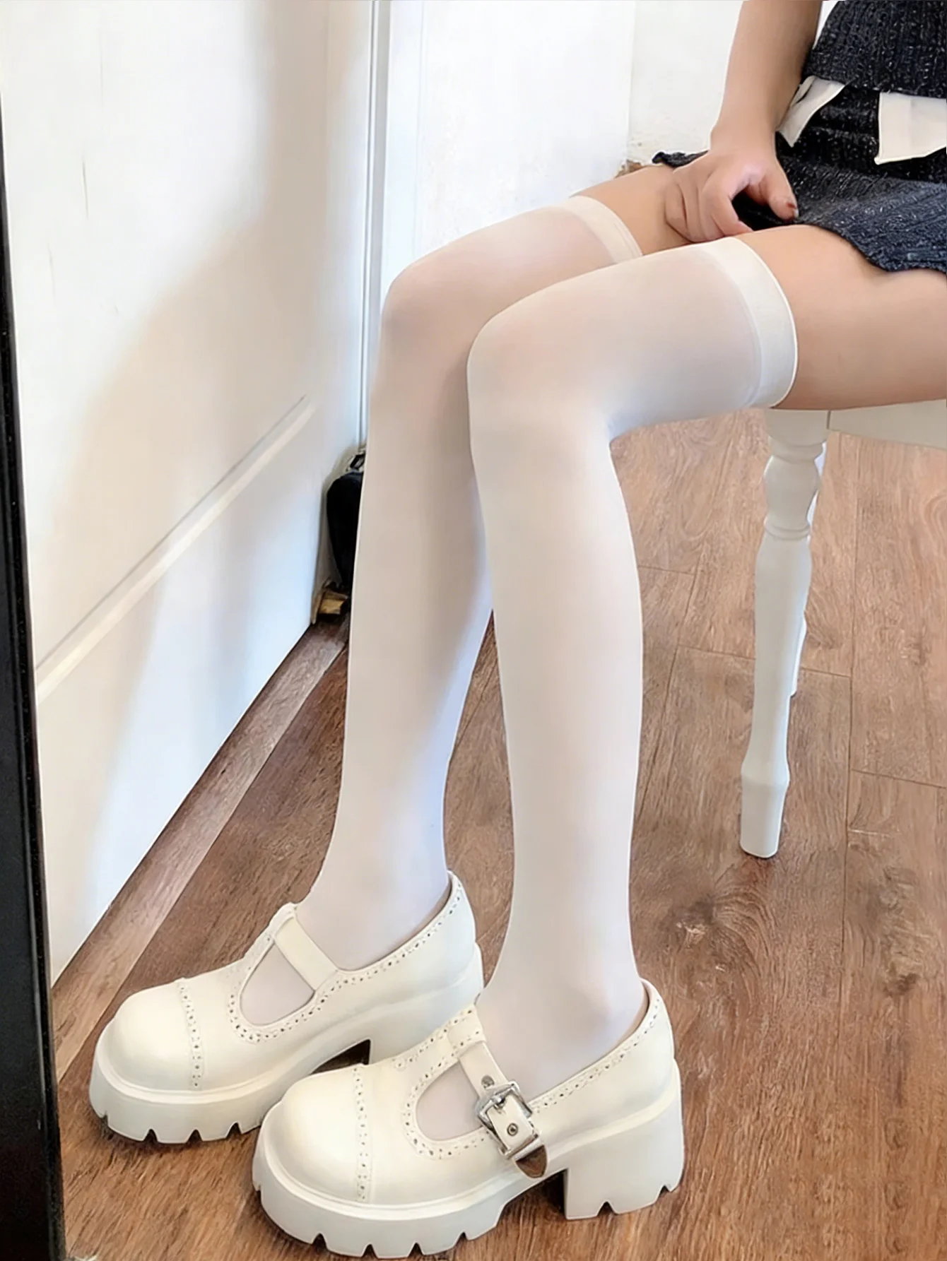 1 pair Sweet White Opaque Thigh Highs for Women, High-Stretch Skin-Friendly Hosiery for Lolita & Date Outfits
1 pair Sweet White Opaque Thigh Highs for Women, High-Stretch Skin-Friendly Hosiery for Lolita & Date Outfits