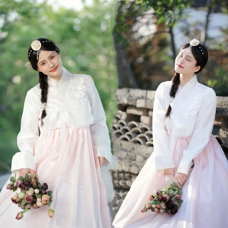 2025 hanbok new korean style traditional women's high-end photo court dress performance costume fairy elegant daily hanbok s689
2025 hanbok new korean style traditional women's high-end photo court dress performance costume fairy elegant daily hanbok s689