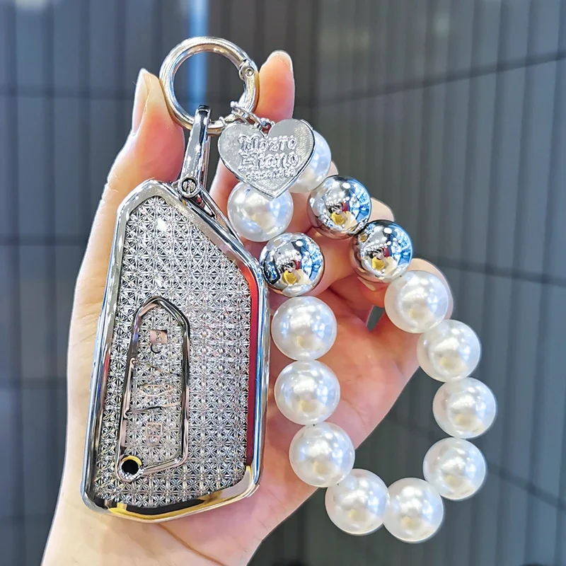 Suitable for Volkswagen LaMano keycase 24 Magotan B9 terramont tavendor ID3 golf 8 id6 id7 talagon ID4 keycover keyshell chain
Suitable for Volkswagen LaMano keycase 24 Magotan B9 terramont tavendor ID3 golf 8 id6 id7 talagon ID4 keycover keyshell chain