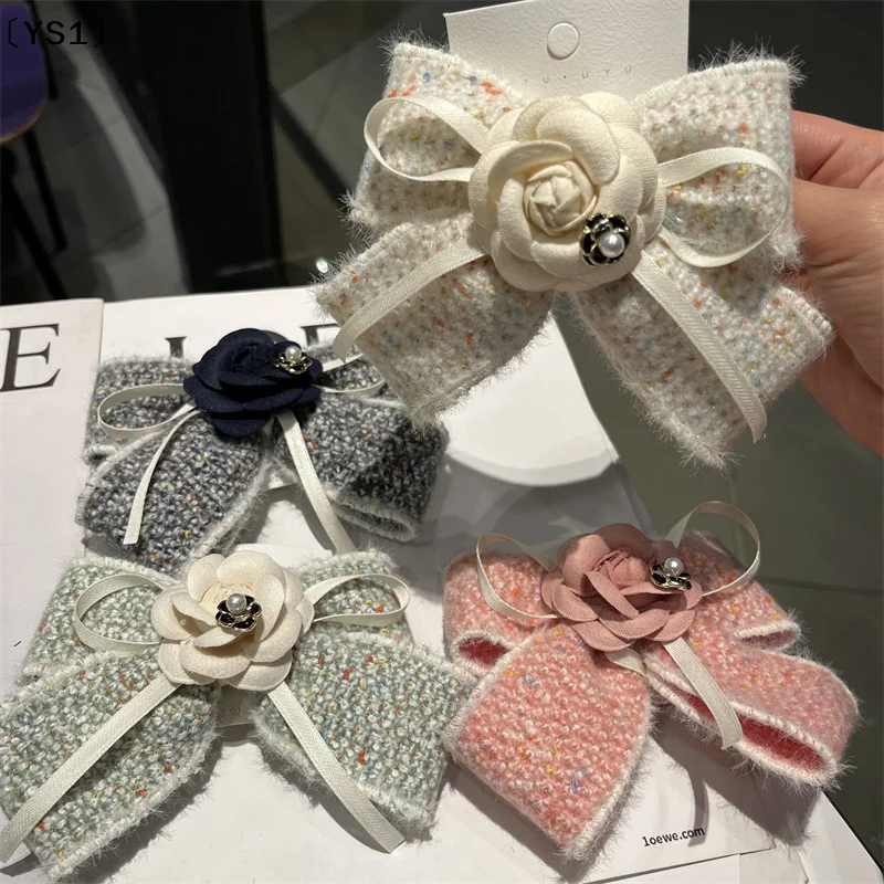 〔YS1〕Handmade Fabric Camellia Flower Bow Hair Clips Barrettes Headdress Spring Clip For Women Girls Ponytail Hair Accessories
〔YS1〕Handmade Fabric Camellia Flower Bow Hair Clips Barrettes Headdress Spring Clip For Women Girls Ponytail Hair Accessories
