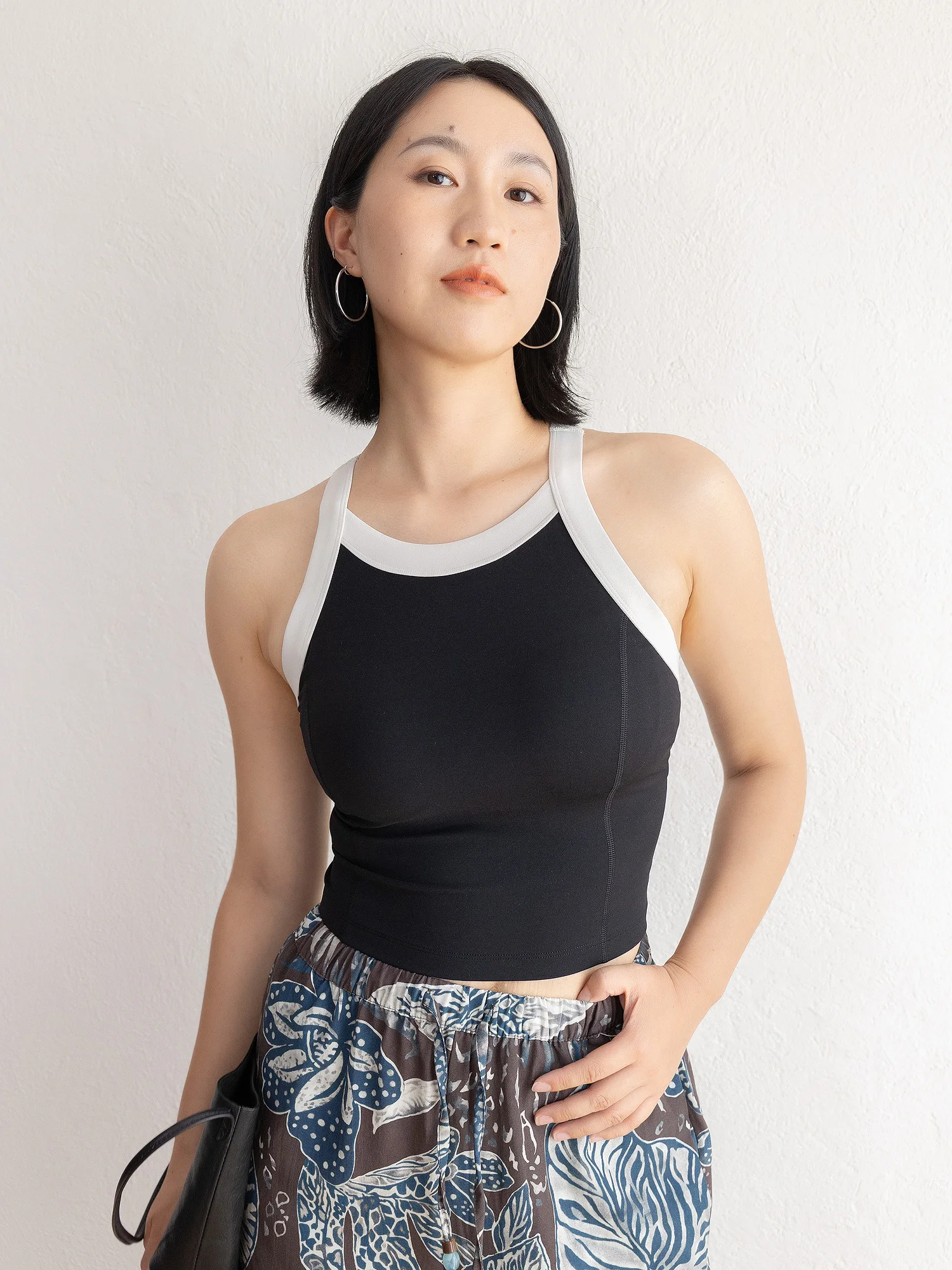 Женский дышащий топ JENUNIQUE с высокой эластичностью, поддержкой и вставками для груди, с перекрестными бретелями, для активного отдыха и повседневной носки
Женский дышащий топ JENUNIQUE с высокой эластичностью, поддержкой и вставками для груди, с перекрестными бретелями, для активного отдыха и повседневной носки