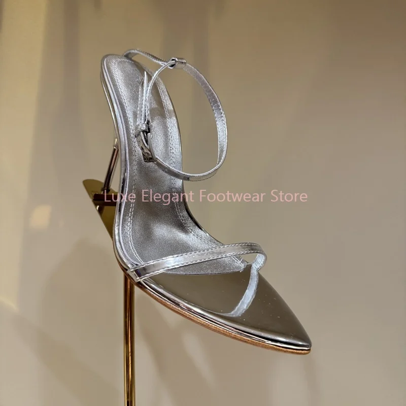Sliver Metal Heels Patent Leather One Strap Sandals Women Buckle Strap Pointed Thin High Heels Sexy Fashion Open Toe Party Shoes
Sliver Metal Heels Patent Leather One Strap Sandals Women Buckle Strap Pointed Thin High Heels Sexy Fashion Open Toe Party Shoes