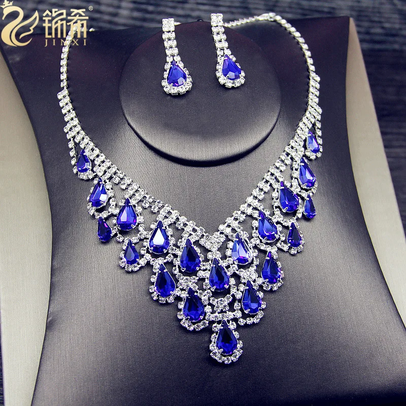 Bridal Crystal Diamond Necklace Two-Piece Earrings Set Pack Exquisite High-End Wedding Dress Necklace Accessory
Bridal Crystal Diamond Necklace Two-Piece Earrings Set Pack Exquisite High-End Wedding Dress Necklace Accessory