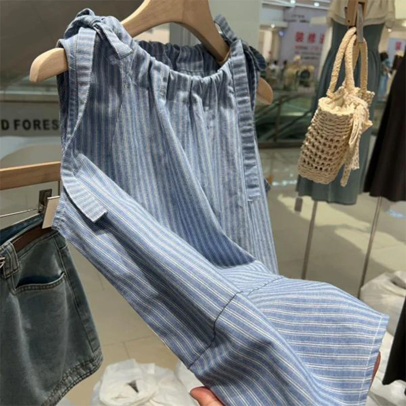 Bow Striped Adjustable Vest Y2K Korean Halter Collar Strap Cotton Striped Sleeveless Shirt Design Women Top Loose Vest Tee New
Bow Striped Adjustable Vest Y2K Korean Halter Collar Strap Cotton Striped Sleeveless Shirt Design Women Top Loose Vest Tee New