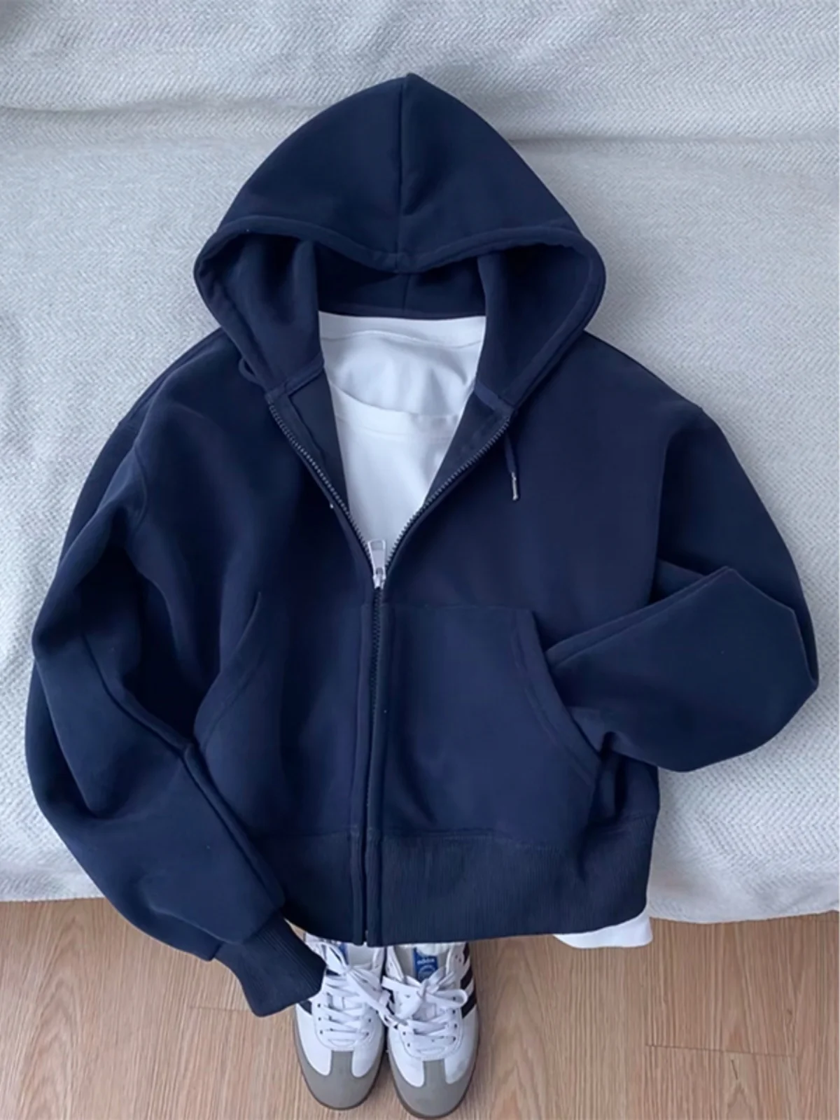 Oversize American Style Zipper Cardigan Sweatshirt Men's Spring Autumn Heavyweight Couple's Hooded Jacket Youth Casual Wear
Oversize American Style Zipper Cardigan Sweatshirt Men's Spring Autumn Heavyweight Couple's Hooded Jacket Youth Casual Wear