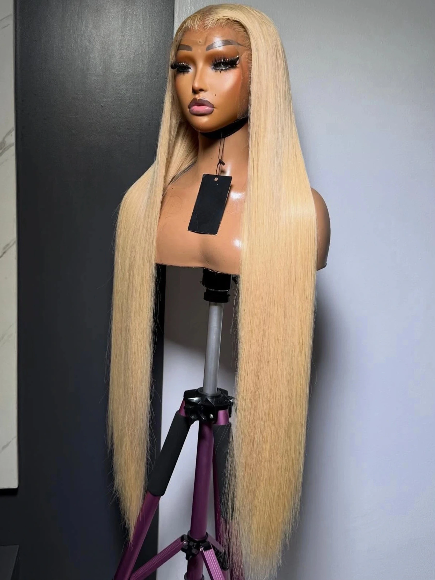 613 Honey Blonde Color Straight 13X4X1 HD Full Lace Frontal Wigs For Women Preplpuck Bleach Knots Cosplay Daily Party Soft Hair
613 Honey Blonde Color Straight 13X4X1 HD Full Lace Frontal Wigs For Women Preplpuck Bleach Knots Cosplay Daily Party Soft Hair