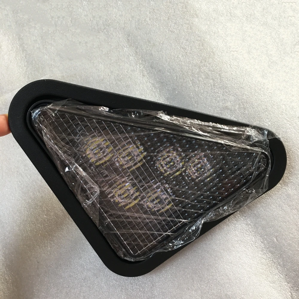 6718043 LED Light Headlight Suitable for Bobcat Loader S185 S220 S160 S175 S130 S250
6718043 LED Light Headlight Suitable for Bobcat Loader S185 S220 S160 S175 S130 S250