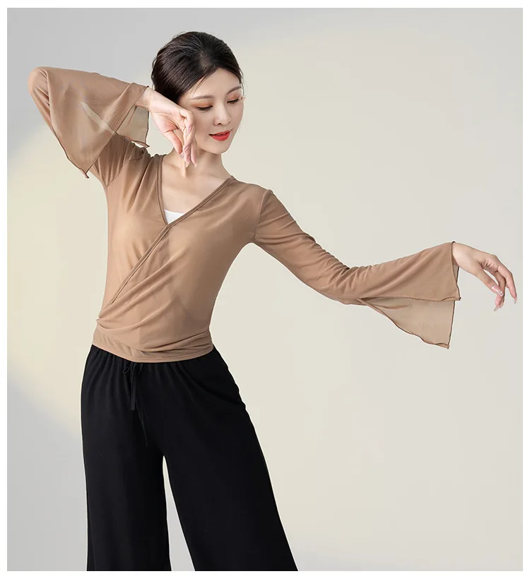 Fairy Core Dance Top Ruffle Mesh Capelet Flutter Sleeves Soft Dramatic Stage Performance Wedding Dance
Fairy Core Dance Top Ruffle Mesh Capelet Flutter Sleeves Soft Dramatic Stage Performance Wedding Dance