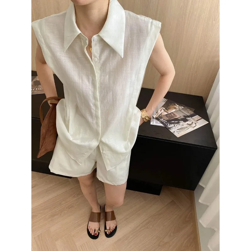Old Money Style Slik Blend Loose Fit Sleeveless Shirts + Wide Leg Shorts Women Two-piece Set
Old Money Style Slik Blend Loose Fit Sleeveless Shirts + Wide Leg Shorts Women Two-piece Set