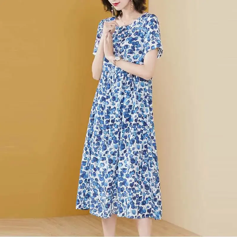 Women's Midi Dress Elegant Blue Floral Print Round Neck Short Sleeve Casual Loose Fit Long Dress
Women's Midi Dress Elegant Blue Floral Print Round Neck Short Sleeve Casual Loose Fit Long Dress