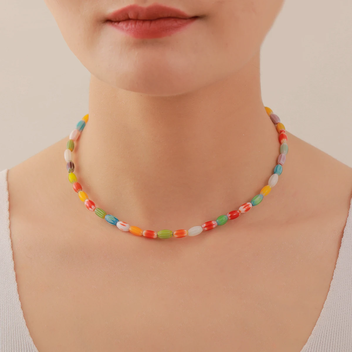 Colorful shell necklace Bohemian bead necklace 18K gold buckle women's fashion party gift
Colorful shell necklace Bohemian bead necklace 18K gold buckle women's fashion party gift