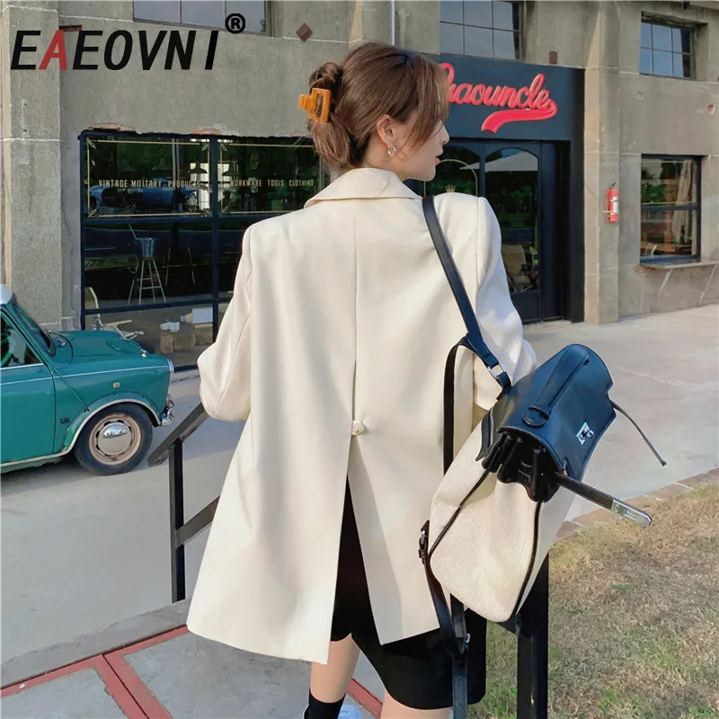 EAEOVNI Solid Color Fashion Women's Blazer Coat Office Lady Back Button Design Versatile Outerwear Jacket 2025 Autumn New
EAEOVNI Solid Color Fashion Women's Blazer Coat Office Lady Back Button Design Versatile Outerwear Jacket 2025 Autumn New