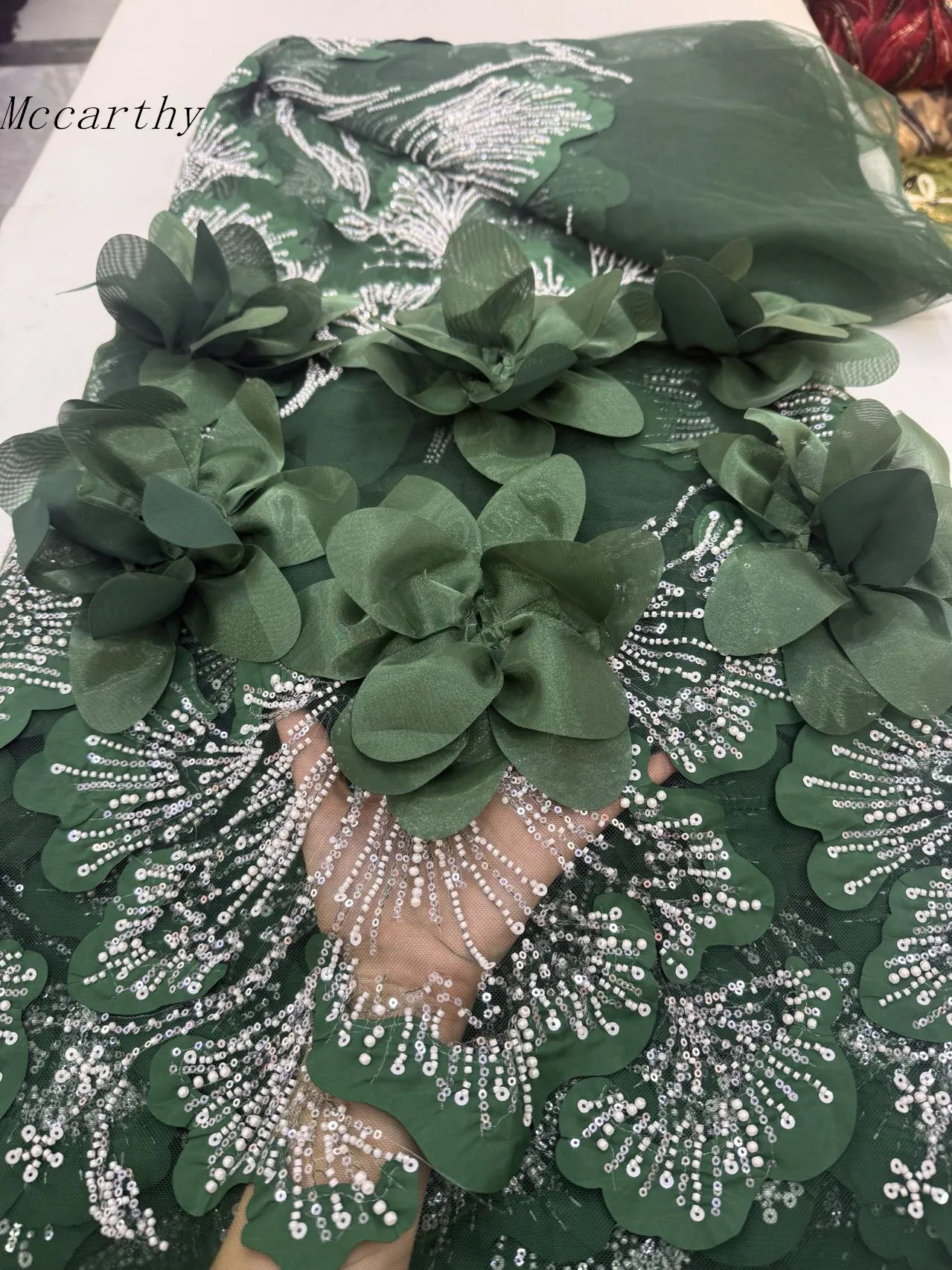 5 ярдов африканской кружевной ткани с бисером, французский тюль, кружево 2025, высококачественное кружево, французская ткань с блестками и бусинами для женщин, свадебное платье
5 ярдов африканской кружевной ткани с бисером, французский тюль, кружево 2025, высококачественное кружево, французская ткань с блестками и бусинами для женщин, свадебное платье