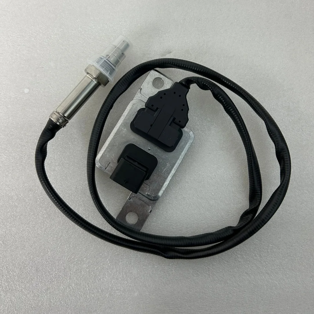 1PCS 8R0907807G 5WK96728B Nitrogen Oxide Nox Sensor For Audi Q5 A8
1PCS 8R0907807G 5WK96728B Nitrogen Oxide Nox Sensor For Audi Q5 A8