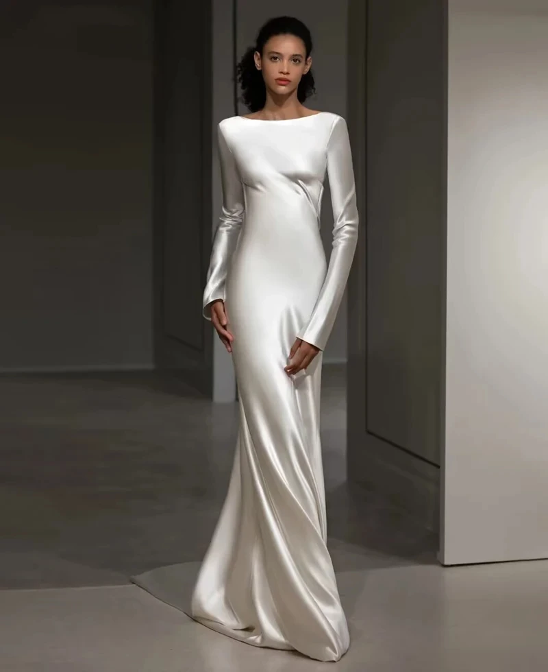 Luxurious bright satin mermaid round neck sexy backless open cuff bridal wedding proposal photography Vestidos de novia
Luxurious bright satin mermaid round neck sexy backless open cuff bridal wedding proposal photography Vestidos de novia