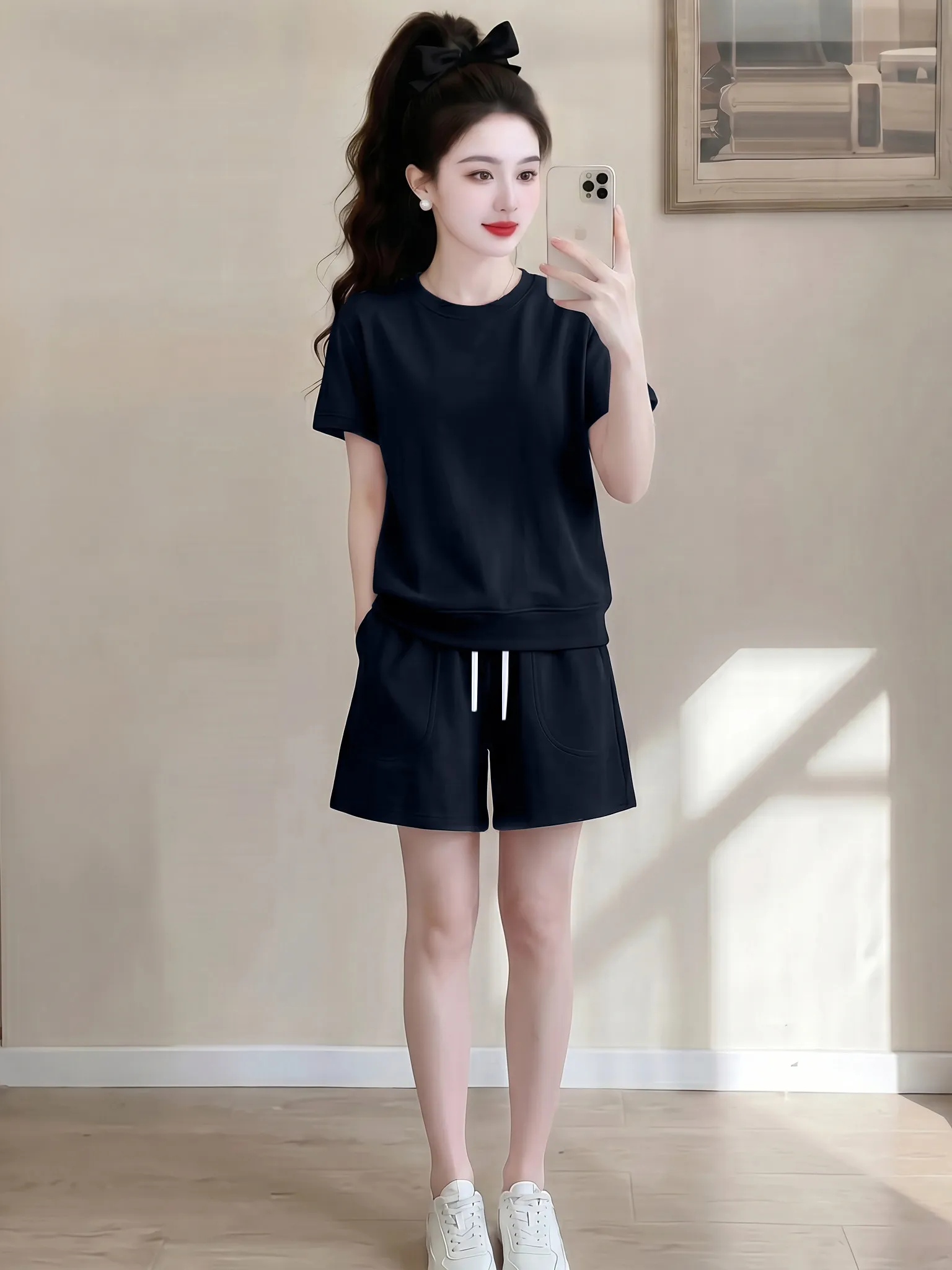 Fashionable Versatile Color Short Sleeve T-Shirt Women's Summer 2026 New Small Size Casual Wide Leg Shorts Set
Fashionable Versatile Color Short Sleeve T-Shirt Women's Summer 2026 New Small Size Casual Wide Leg Shorts Set