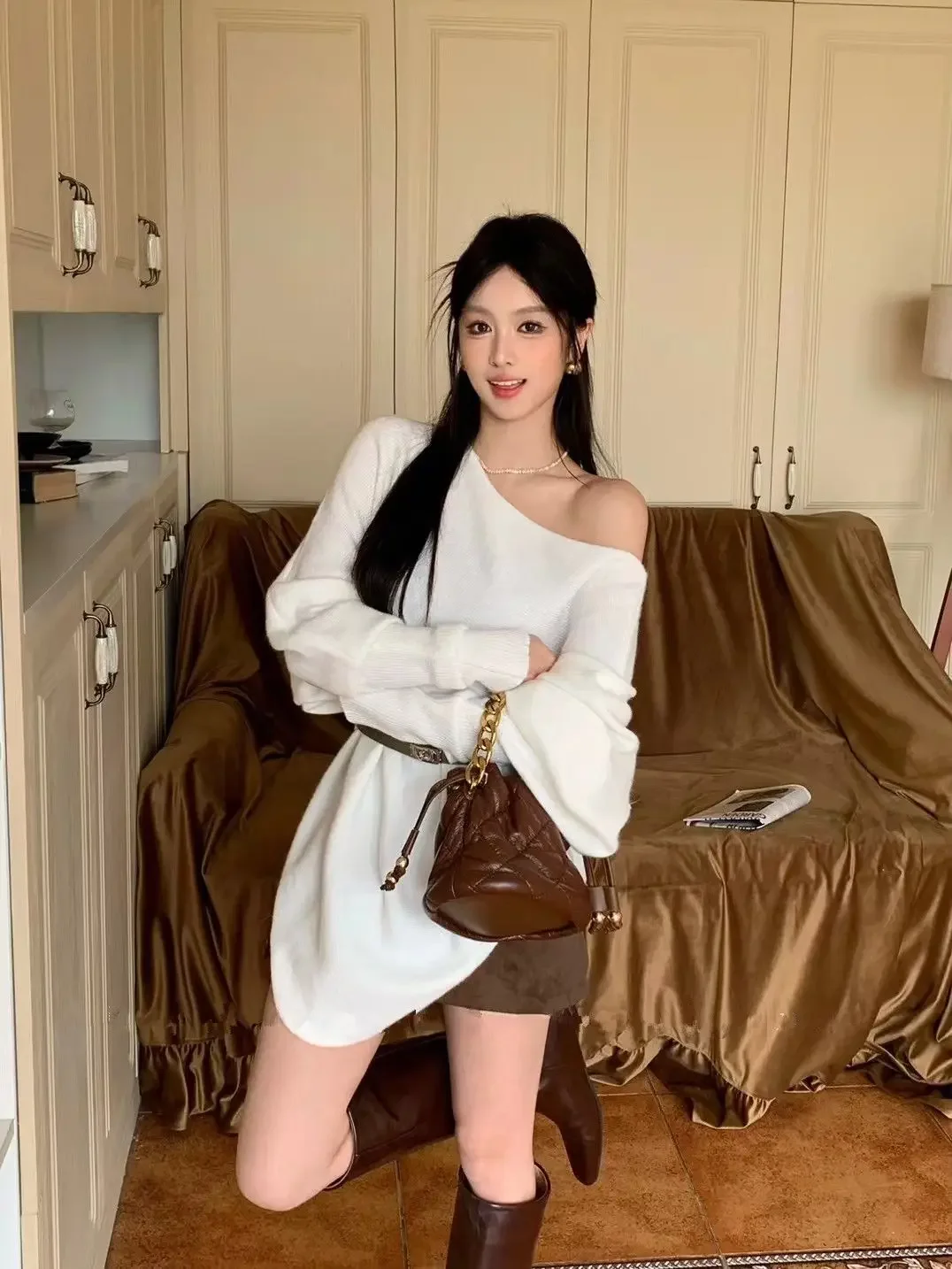 Harajuku Casual Loose Knitted Sweater Woman Off Shoulder Korean Fashion Pullovers Solid Long Sleeve Y2k Jumpers Design Chic
Harajuku Casual Loose Knitted Sweater Woman Off Shoulder Korean Fashion Pullovers Solid Long Sleeve Y2k Jumpers Design Chic
