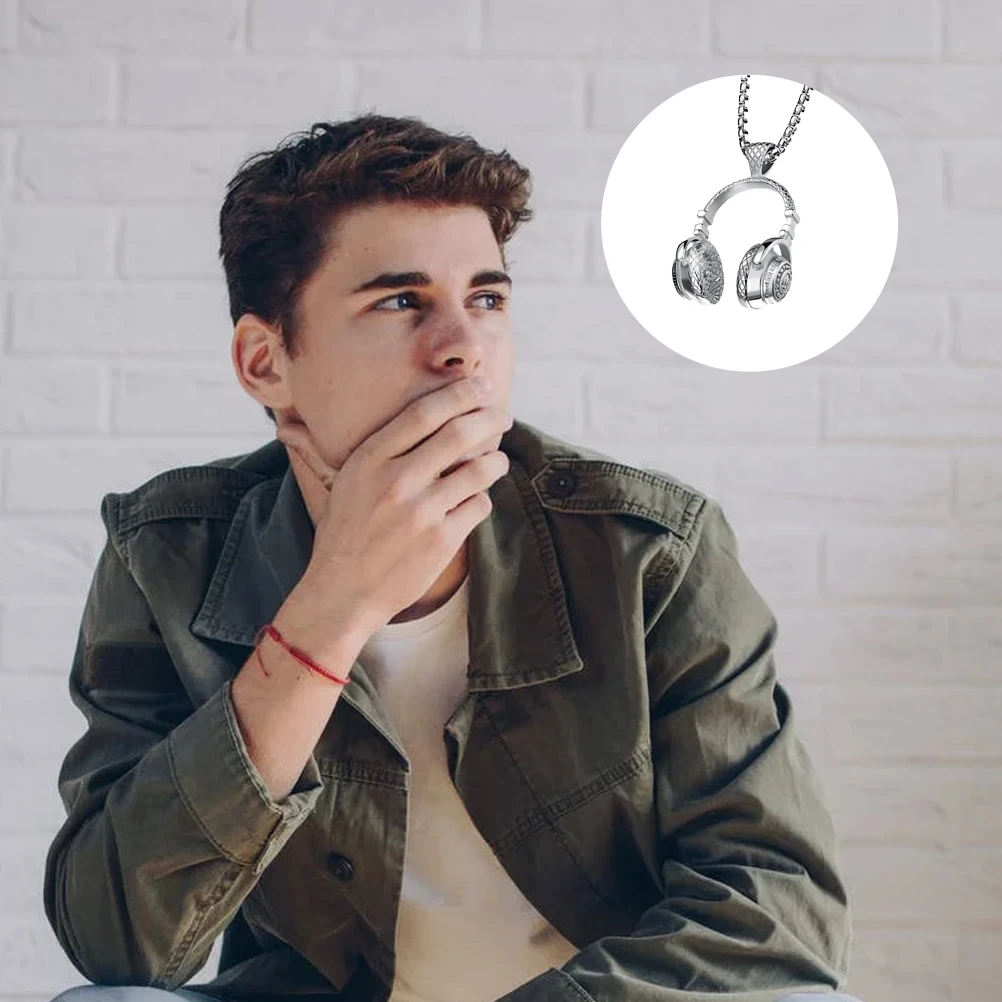 Rock Music Pendant Necklace Alloy Accessory for Men Party Graduation Birthday Daily Neck Pendant Stylish Fashion
Rock Music Pendant Necklace Alloy Accessory for Men Party Graduation Birthday Daily Neck Pendant Stylish Fashion