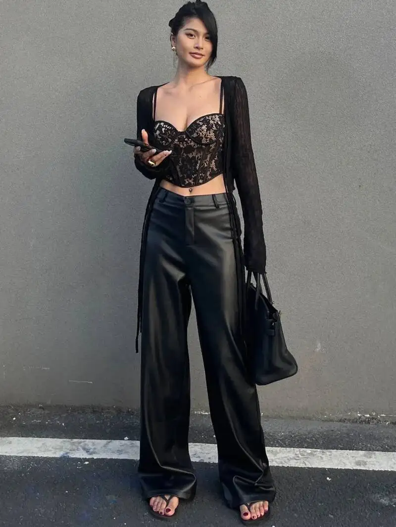 Женские кожаные брюки Spicy Girl из искусственной кожи, осенняя новинка, с высокой талией, свободные, широкие, прямые, черные RMN7
Женские кожаные брюки Spicy Girl из искусственной кожи, осенняя новинка, с высокой талией, свободные, широкие, прямые, черные RMN7