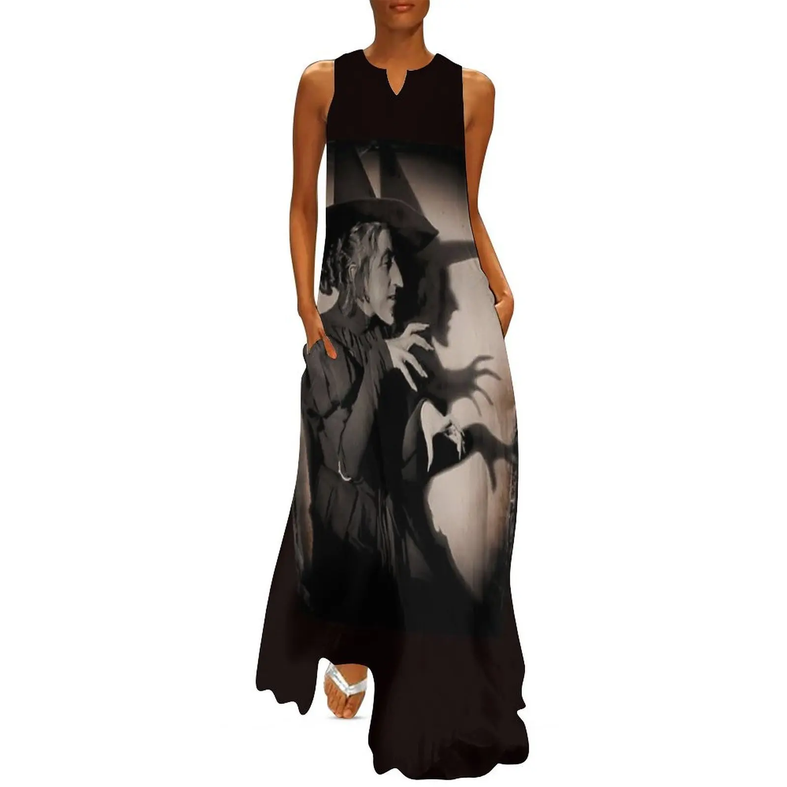 Wicked Witch Of The West. Wizard Of Oz Witch. Margaret Hamilton. Long Dress Woman's evening dress women's clothing trend 2025 
Wicked Witch Of The West. Wizard Of Oz Witch. Margaret Hamilton. Long Dress Woman's evening dress women's clothing trend 2025