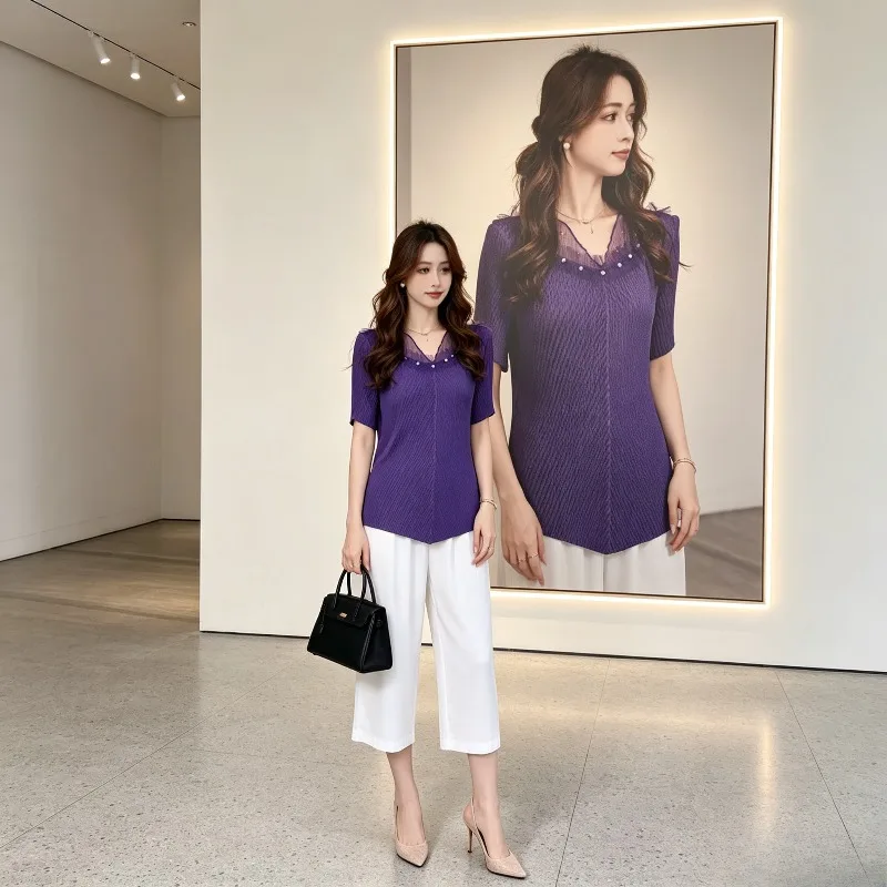 Miyake Pleated Summer New Beaded V-Neck Short Sleeve Top for Women Plus Size Fish Scale Pleated Versatile Pullover T-Shirt Pleat
Miyake Pleated Summer New Beaded V-Neck Short Sleeve Top for Women Plus Size Fish Scale Pleated Versatile Pullover T-Shirt Pleat