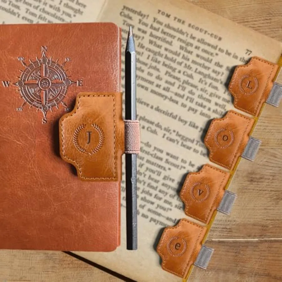 Leather Magnetic Bookmark with Pen Holder - 52 Letters Custom Initial A-Z Uppercase Lowercase Personalized Book Mark for Readin
Leather Magnetic Bookmark with Pen Holder - 52 Letters Custom Initial A-Z Uppercase Lowercase Personalized Book Mark for Readin