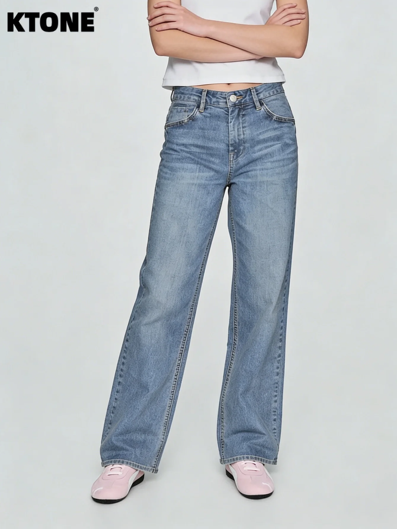 Unisex Man Slim Fit Blue Jeans Drip Y2k Original Jeans Pants - No accessories or belts included
Unisex Man Slim Fit Blue Jeans Drip Y2k Original Jeans Pants - No accessories or belts included