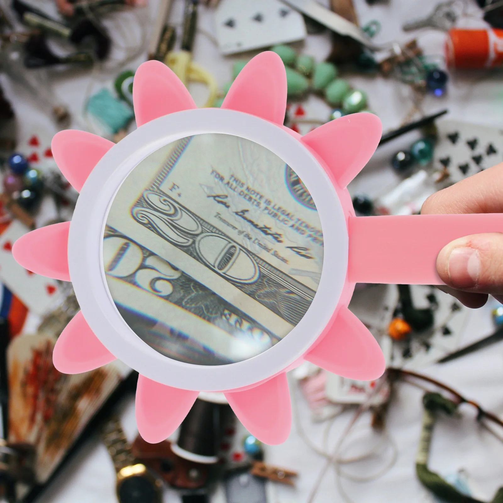 Portable Kids Magnifying Glass Children Observation Toy Silica Gel H held Durable ABS Small Size Easy Storage Practical Long
Portable Kids Magnifying Glass Children Observation Toy Silica Gel H held Durable ABS Small Size Easy Storage Practical Long