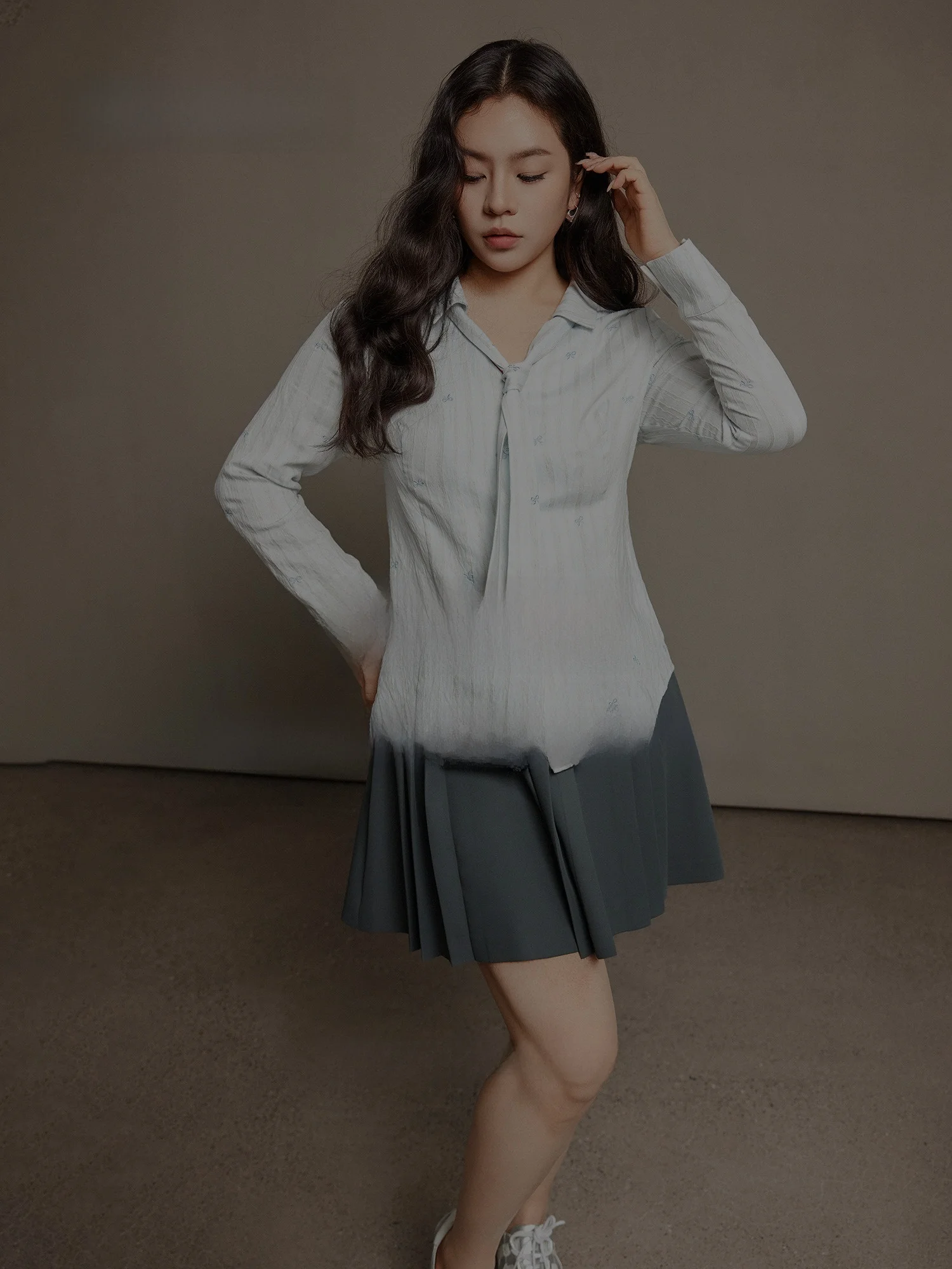 Plusmall Spring New Casual Sle Women's irt with Bowknot Embroidery V-ne Tie Design Stripe Pattern Stand Fit
Plusmall Spring New Casual Sle Women's irt with Bowknot Embroidery V-ne Tie Design Stripe Pattern Stand Fit