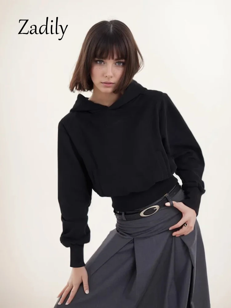 2024 Winter Streetwear Long Sleeve Women Hoodies Sexy Minimalist Solid Color Cotton Crop Tops Pullovers Autumn Female Clothing
2024 Winter Streetwear Long Sleeve Women Hoodies Sexy Minimalist Solid Color Cotton Crop Tops Pullovers Autumn Female Clothing