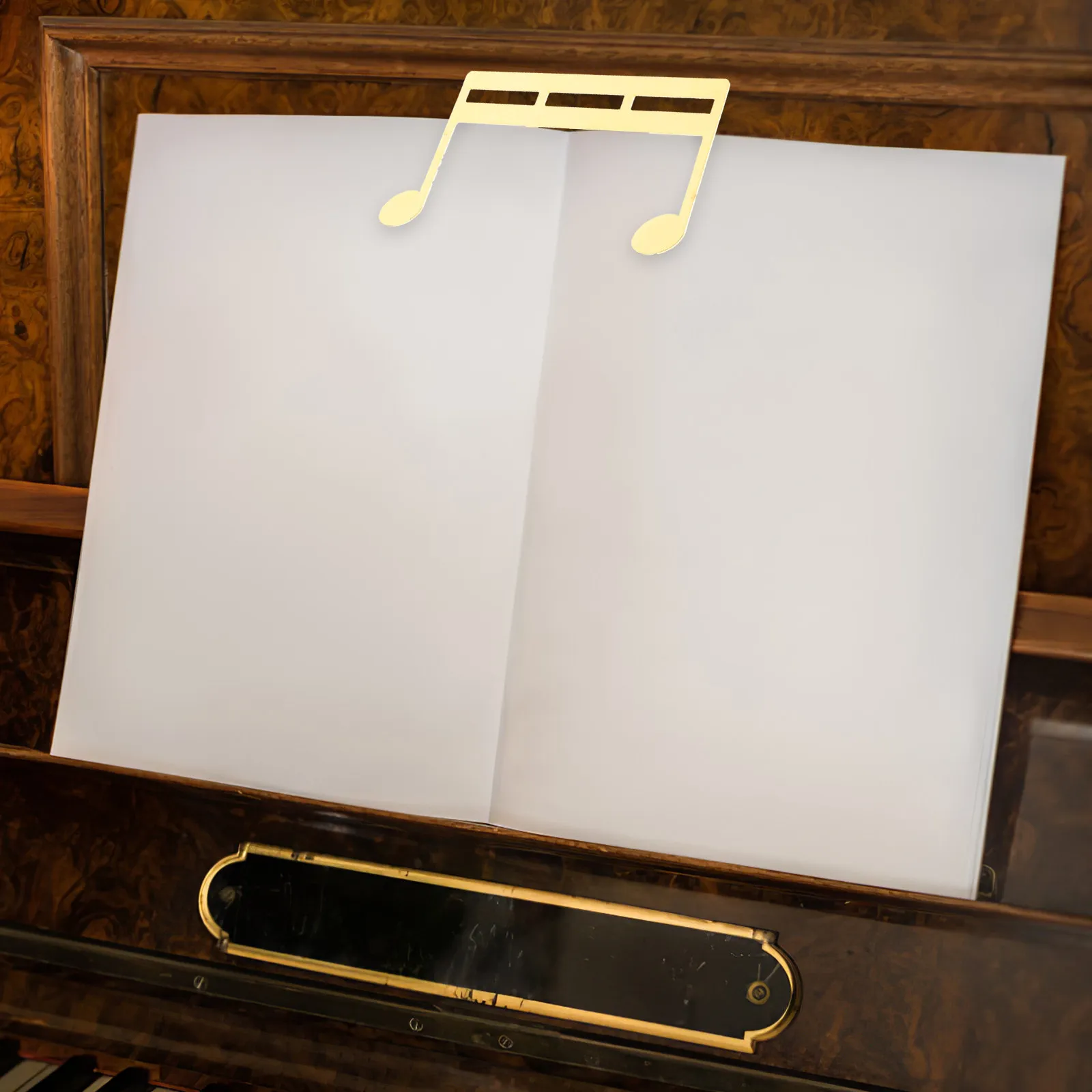 Metal Music Book Clip Compact Portable Sheet Music Holder Books Recipes Magazines Page Fixer Piano Guitarist
Metal Music Book Clip Compact Portable Sheet Music Holder Books Recipes Magazines Page Fixer Piano Guitarist