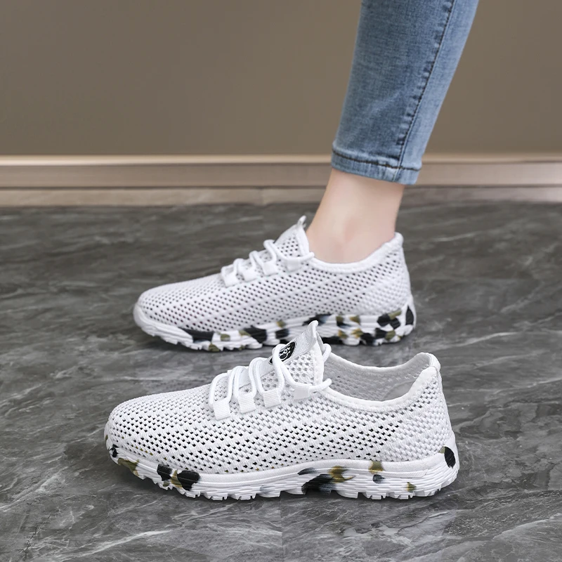 Sports running shoes casual walking sneakers tennis men's and women's shoes comfortable sports training shoes
Sports running shoes casual walking sneakers tennis men's and women's shoes comfortable sports training shoes